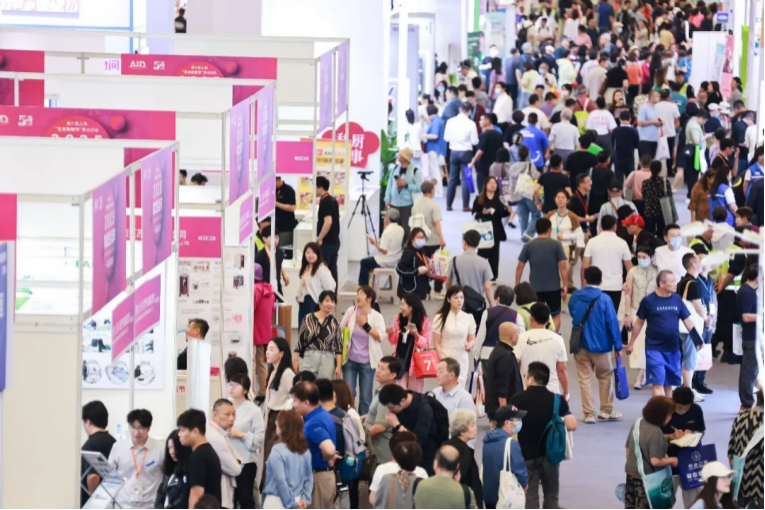 Shanghai wird Gastgeber der internationalen Seniorenmesse