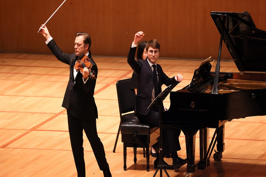 Mehrere erstklassige internationale Geiger treten beim Shanghai Internationalen Kunstfestival auf