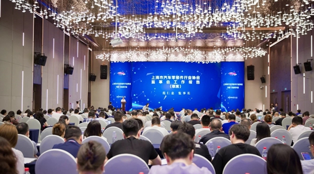 Shanghai treibt die Entwicklung von Szenario-basierten Anwendungen für intelligente vernetzte Fahrzeuge voran