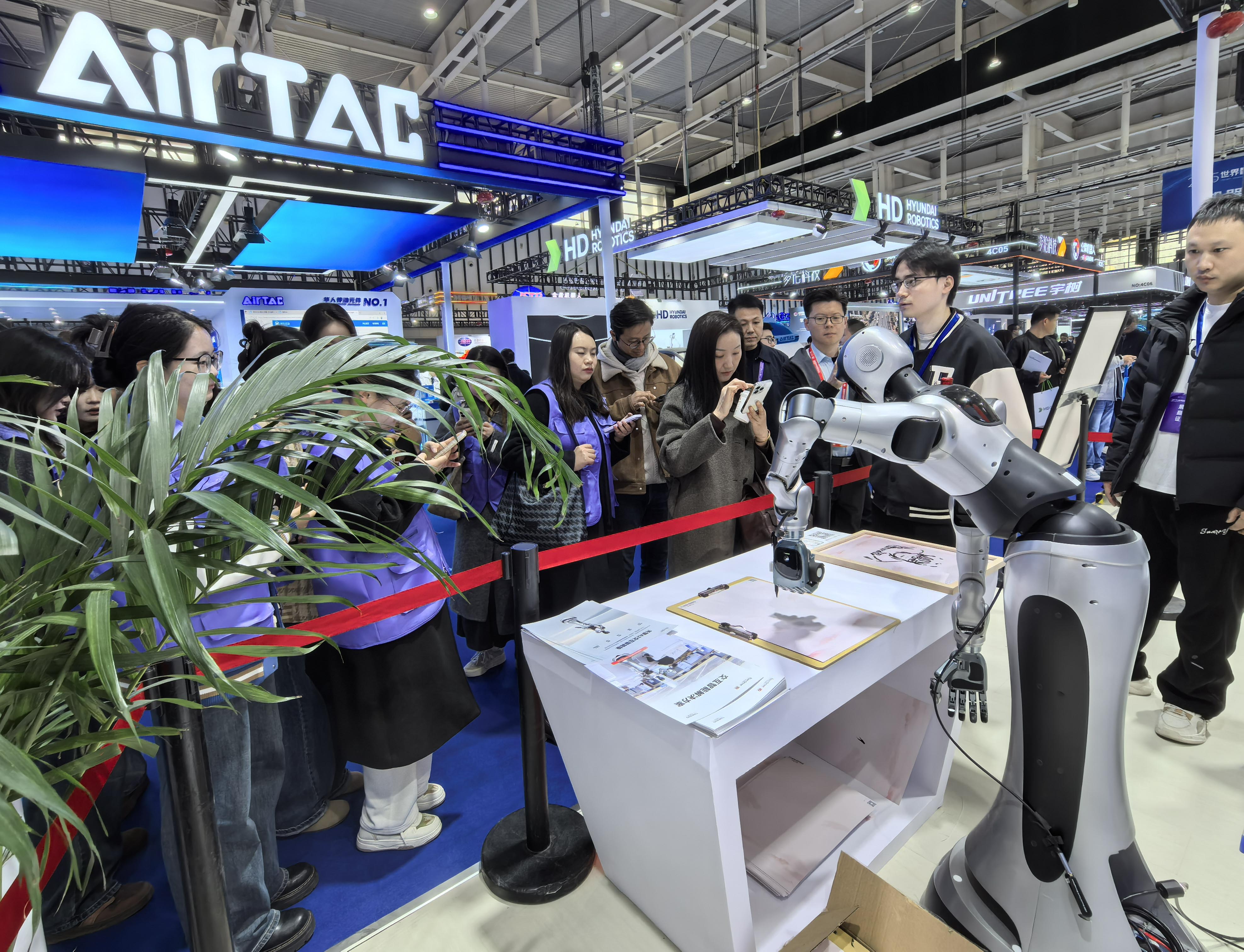 Gewinne chinesischer Industrieunternehmen steigen in den ersten 10 Monaten stetig an