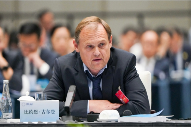 adidas-CEO: In Shanghai mit lokalen Talenten das beste Team aufbauen