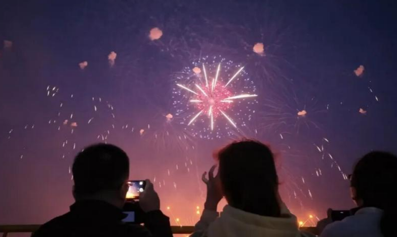 Musik-Feuerwerk in Jinshan begeistert im Mai