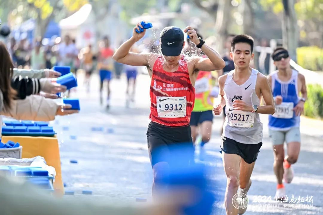 Einzelheiten zur Anmeldung für den Shanghaier Marathon 2025