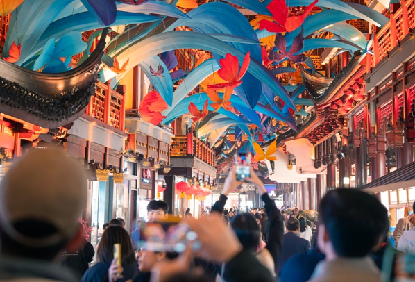 Der jährliche Laternenfest im Yu-Garten soll Shanghai am Neujahrstag erleuchten