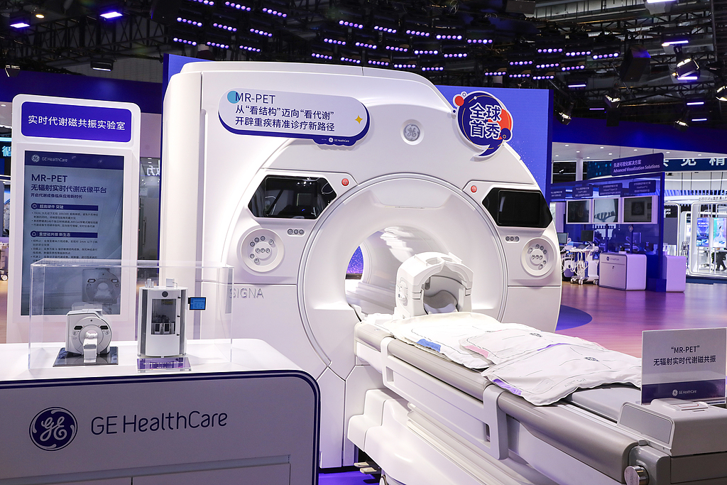 Fortschrittliche Medizintechnik glänzt auf der achten CIIE