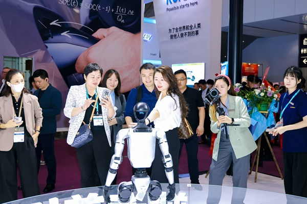 CHINAPLAS 2026: Internationale Kunststoffmesse in Shanghai eröffnet