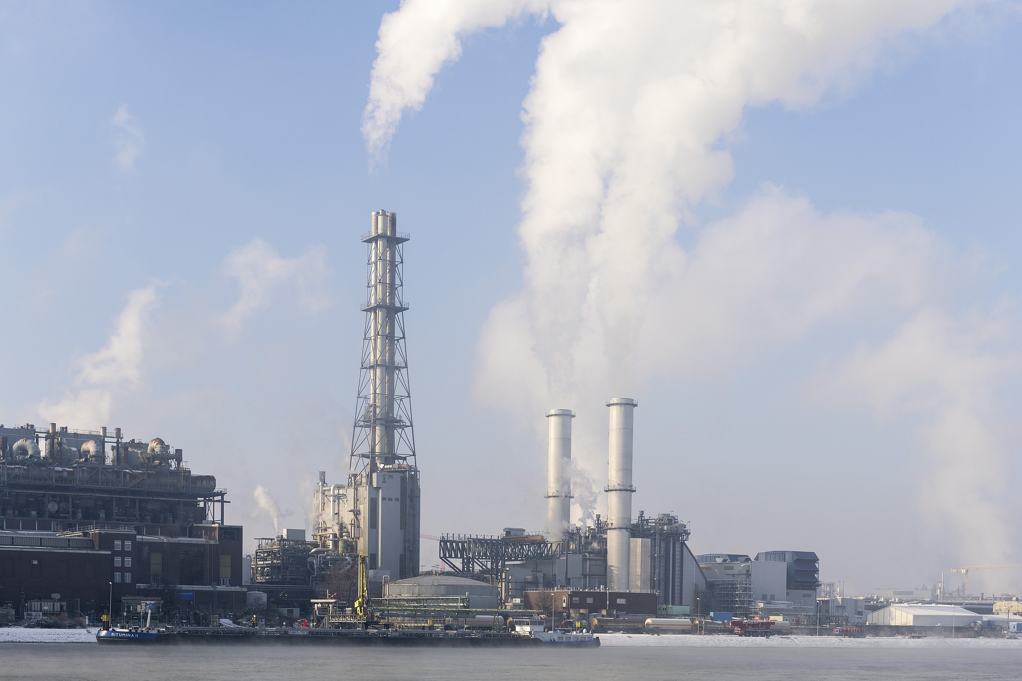 BASF erweitert Produktionkapazität von Dämpfungselementen in Pudong für Chinas NEV-Markt