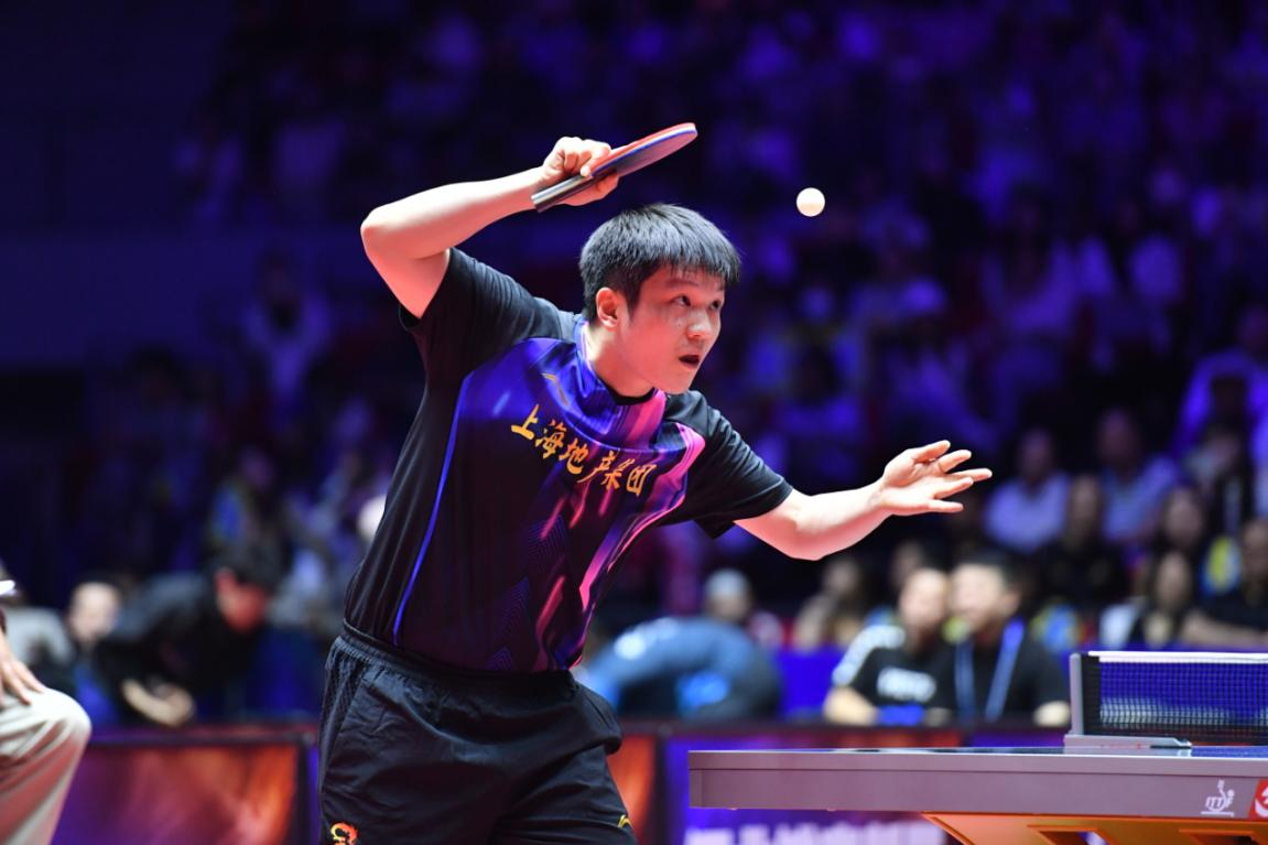 Der chinesische Tischtennis-Olympiasieger verabschiedet sich ungeschlagen