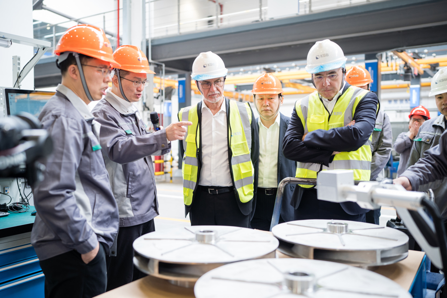 KSB-Chef besucht zuerst Shanghai: „China-Tempo“ führt Welt an