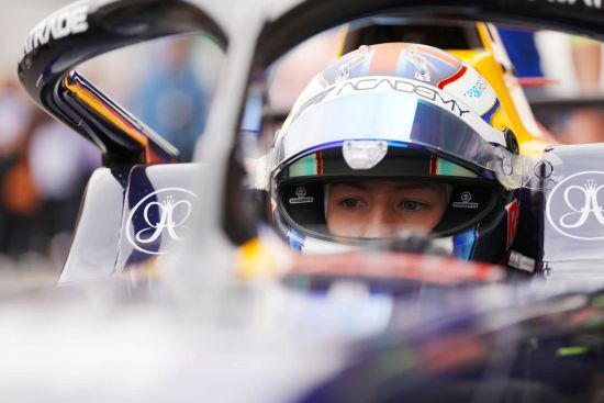 Rennfahrerin Alisha Palmowski: Frauen gehören an die Rennstrecke