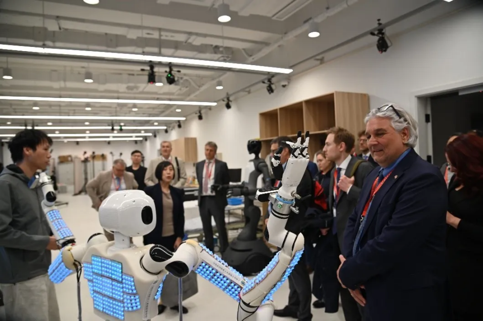 Steirische Delegation besucht Tongji-Universität